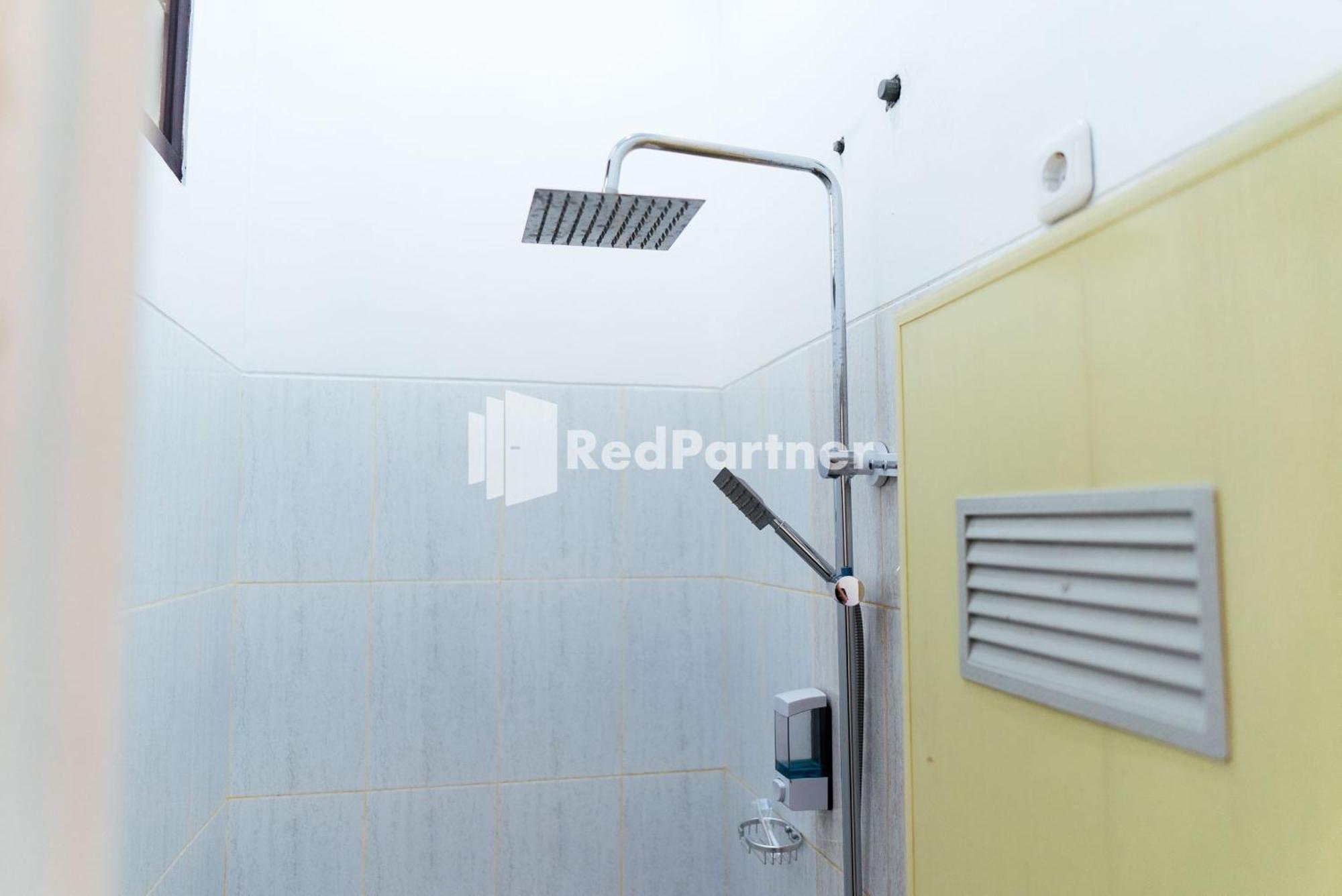 Aksara Homestay Syariah RedPartner Bandar Lampung Ruang foto